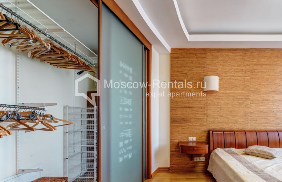 Photo #12 3-room (2 BR) apartment for <a href="http://moscow-rentals.ru/en/articles/long-term-rent" target="_blank">a long-term</a> rent
 in Russia, Moscow, Slesarnyi lane, 3