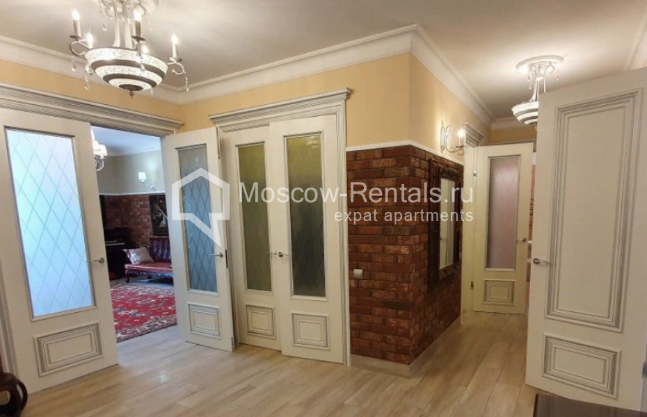 Photo #12 4-room (3 BR) apartment for <a href="http://moscow-rentals.ru/en/articles/long-term-rent" target="_blank">a long-term</a> rent
 in Russia, Moscow, Kazarmennyi lane, 3