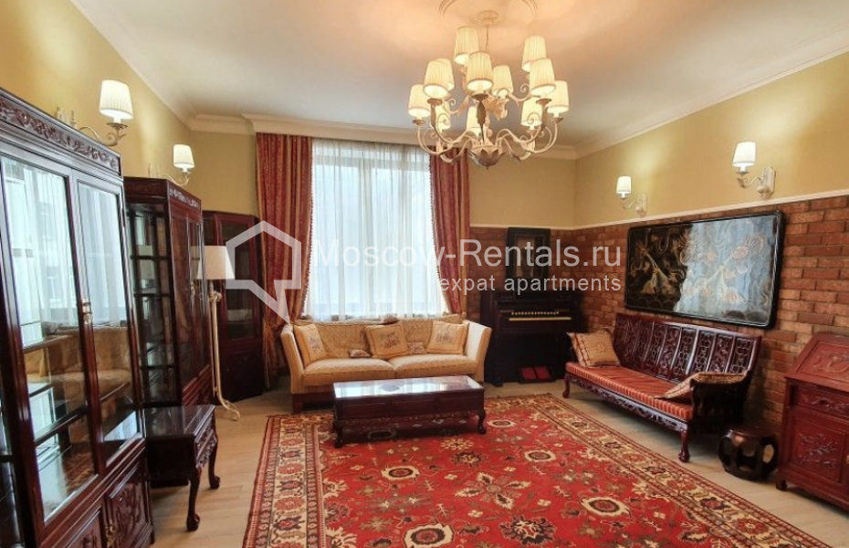 Photo #13 4-room (3 BR) apartment for <a href="http://moscow-rentals.ru/en/articles/long-term-rent" target="_blank">a long-term</a> rent
 in Russia, Moscow, Kazarmennyi lane, 3