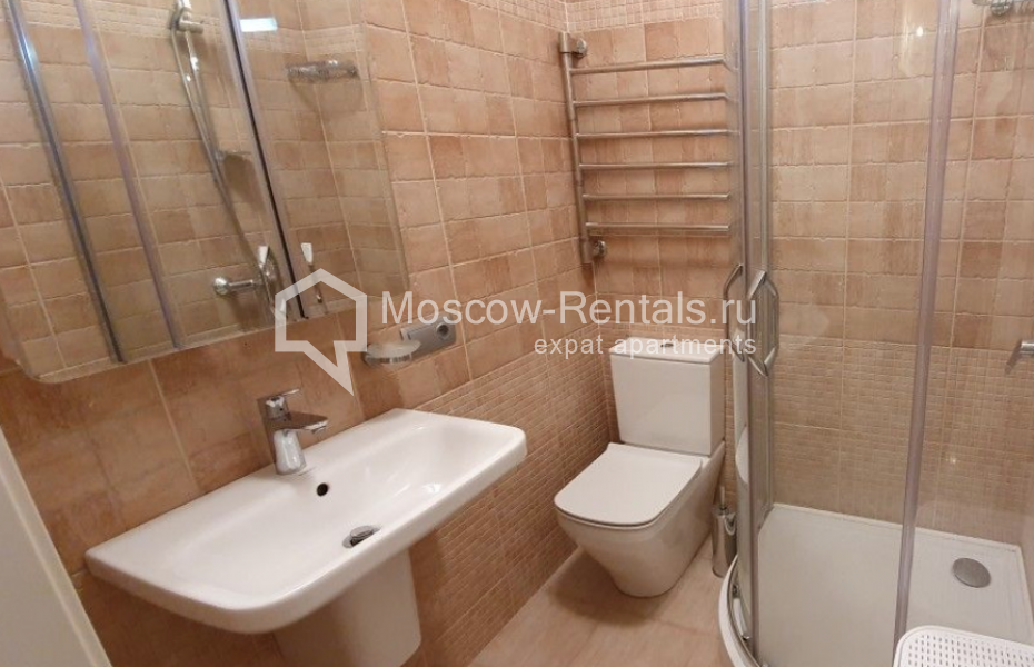 Photo #17 4-room (3 BR) apartment for <a href="http://moscow-rentals.ru/en/articles/long-term-rent" target="_blank">a long-term</a> rent
 in Russia, Moscow, Kazarmennyi lane, 3