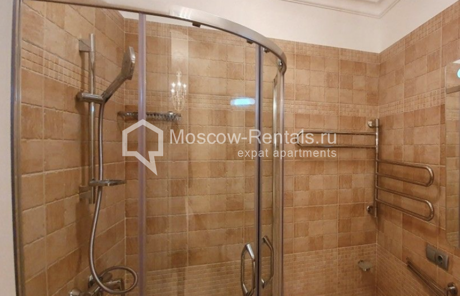 Photo #18 4-room (3 BR) apartment for <a href="http://moscow-rentals.ru/en/articles/long-term-rent" target="_blank">a long-term</a> rent
 in Russia, Moscow, Kazarmennyi lane, 3