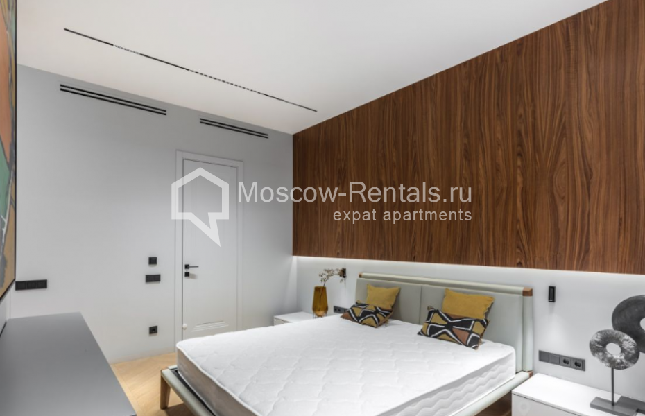 Photo #4 4-room (3 BR) apartment for <a href="http://moscow-rentals.ru/en/articles/long-term-rent" target="_blank">a long-term</a> rent
 in Russia, Moscow, Shluzovaya emb, 2А