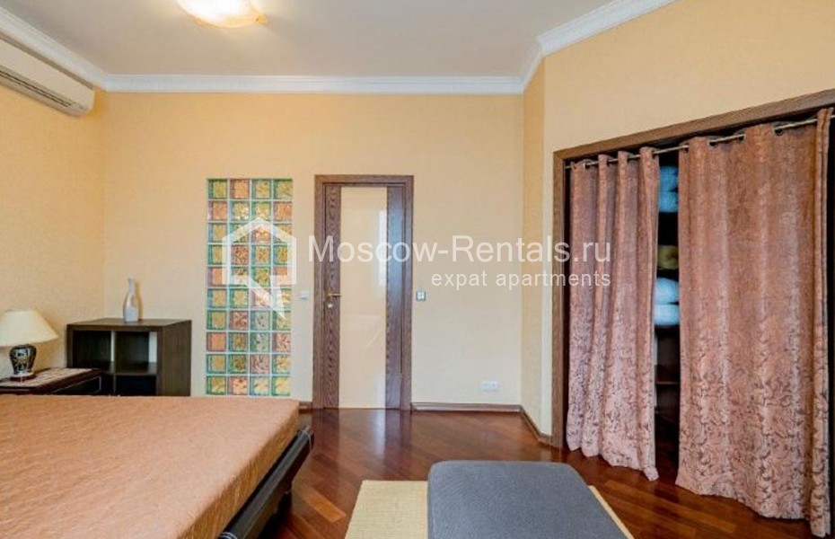 Photo #16 3-room (2 BR) apartment for <a href="http://moscow-rentals.ru/en/articles/long-term-rent" target="_blank">a long-term</a> rent
 in Russia, Moscow, Botanicheskyi lane, 16