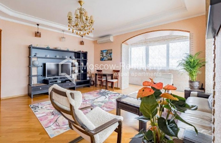 Photo #1 3-room (2 BR) apartment for <a href="http://moscow-rentals.ru/en/articles/long-term-rent" target="_blank">a long-term</a> rent
 in Russia, Moscow, Botanicheskyi lane, 16