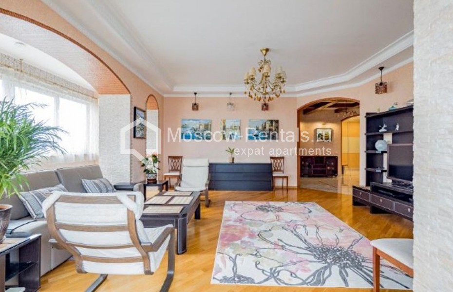 Photo #5 3-room (2 BR) apartment for <a href="http://moscow-rentals.ru/en/articles/long-term-rent" target="_blank">a long-term</a> rent
 in Russia, Moscow, Botanicheskyi lane, 16