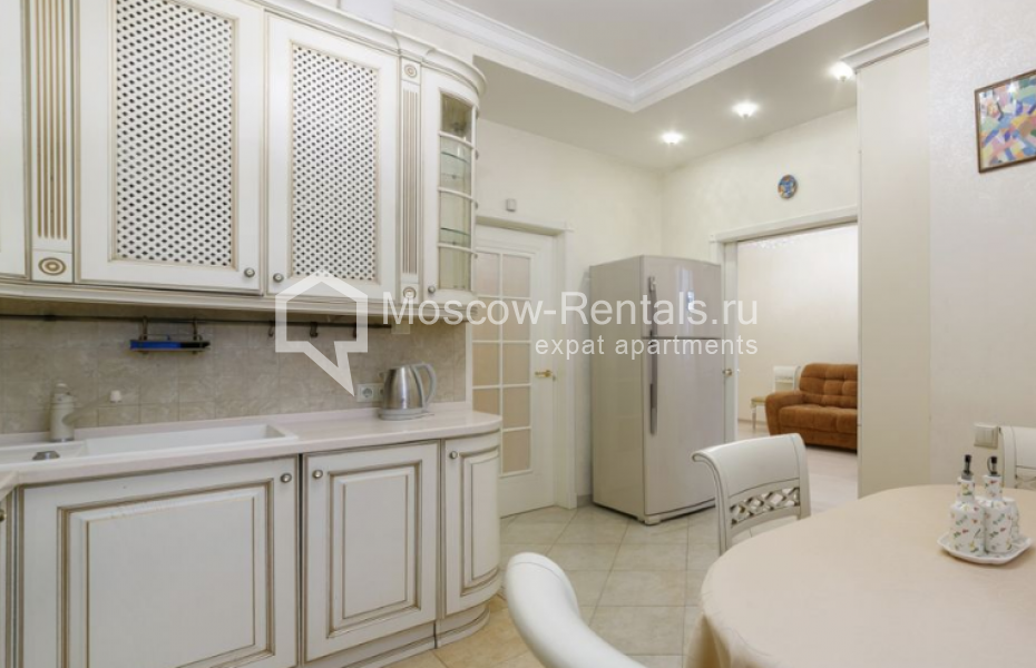 Photo #1 3-room (2 BR) apartment for <a href="http://moscow-rentals.ru/en/articles/long-term-rent" target="_blank">a long-term</a> rent
 in Russia, Moscow, Udaltsova str, 46