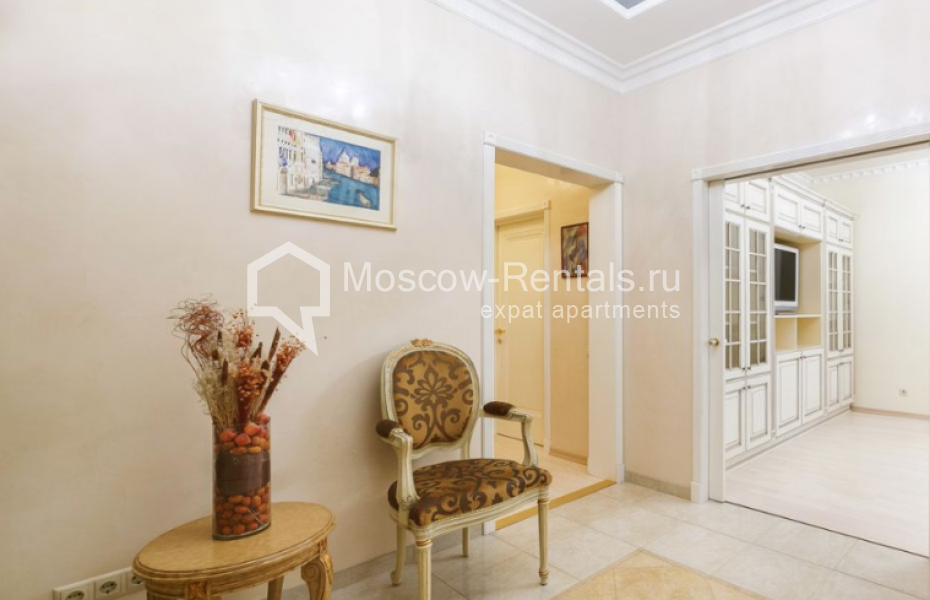Photo #5 3-room (2 BR) apartment for <a href="http://moscow-rentals.ru/en/articles/long-term-rent" target="_blank">a long-term</a> rent
 in Russia, Moscow, Udaltsova str, 46
