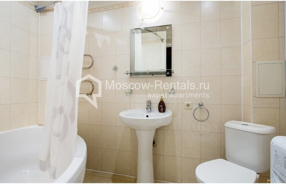 Photo #9 3-room (2 BR) apartment for <a href="http://moscow-rentals.ru/en/articles/long-term-rent" target="_blank">a long-term</a> rent
 in Russia, Moscow, Zhitnaya str, 10