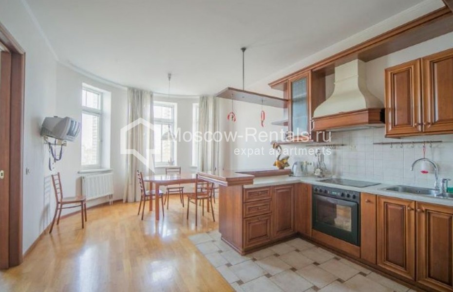 Photo #1 3-room (2 BR) apartment for <a href="http://moscow-rentals.ru/en/articles/long-term-rent" target="_blank">a long-term</a> rent
 in Russia, Moscow, Trubnikovskyi lane 13С1