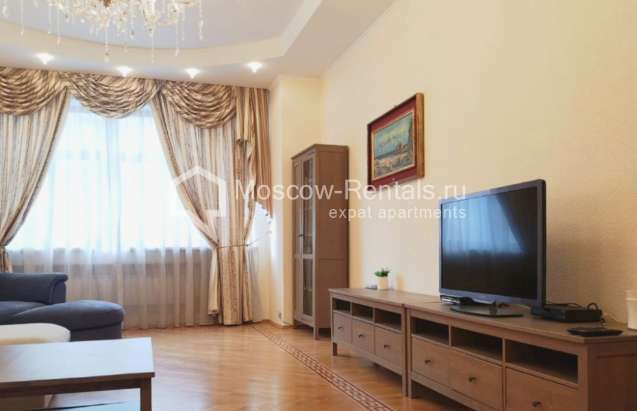 Photo #2 3-room (2 BR) apartment for <a href="http://moscow-rentals.ru/en/articles/long-term-rent" target="_blank">a long-term</a> rent
 in Russia, Moscow, 4th Tverskaya-Yamskaya str, 22к2