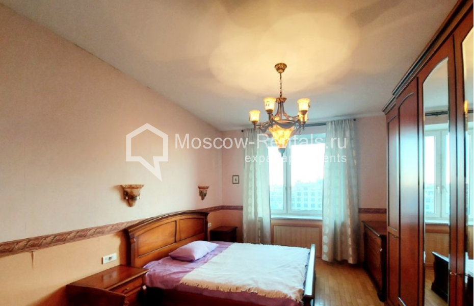 Photo #7 3-room (2 BR) apartment for <a href="http://moscow-rentals.ru/en/articles/long-term-rent" target="_blank">a long-term</a> rent
 in Russia, Moscow, 1st Truzhennikov lane, 17