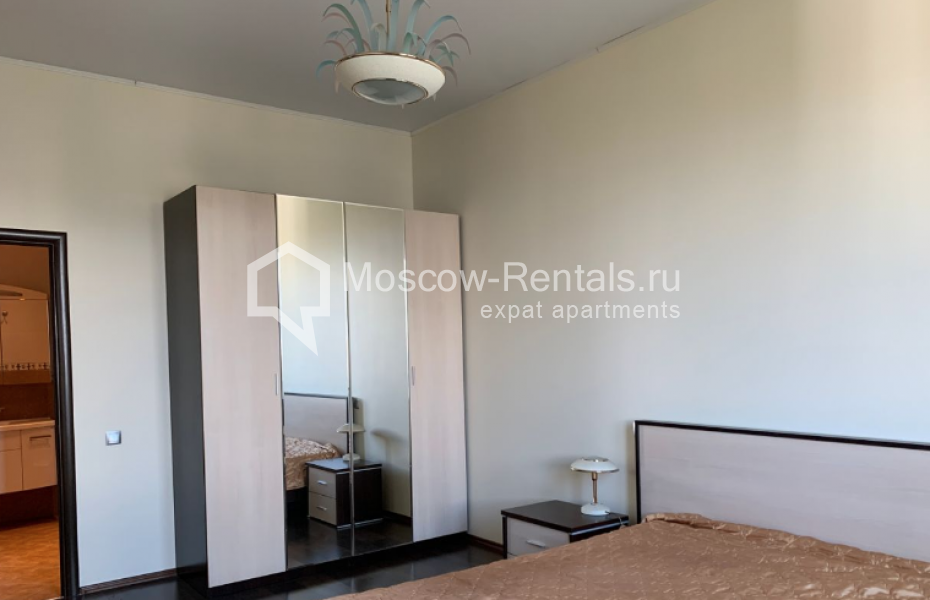 Photo #6 2-room (1 BR) apartment for <a href="http://moscow-rentals.ru/en/articles/long-term-rent" target="_blank">a long-term</a> rent
 in Russia, Moscow, Lomonosovskyi prosp, 41К1