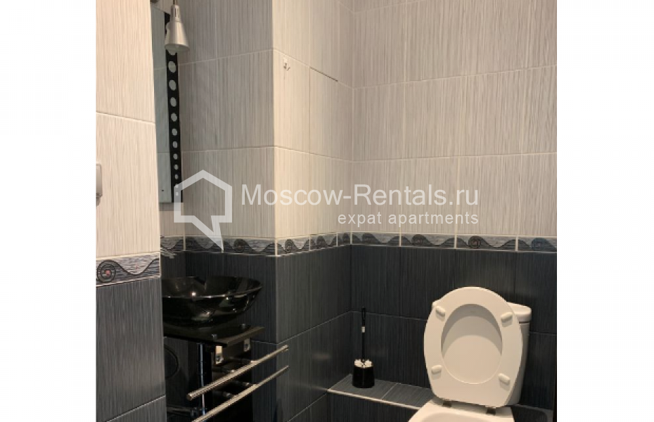 Photo #9 2-room (1 BR) apartment for <a href="http://moscow-rentals.ru/en/articles/long-term-rent" target="_blank">a long-term</a> rent
 in Russia, Moscow, Lomonosovskyi prosp, 41К1