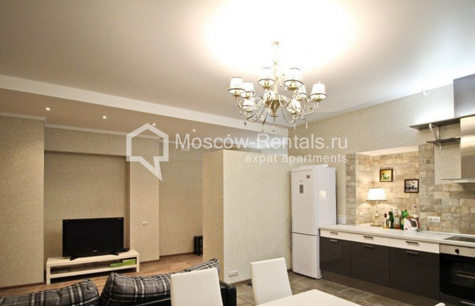 Photo #4 4-room (3 BR) apartment for <a href="http://moscow-rentals.ru/en/articles/long-term-rent" target="_blank">a long-term</a> rent
 in Russia, Moscow, Mashkova str, 16