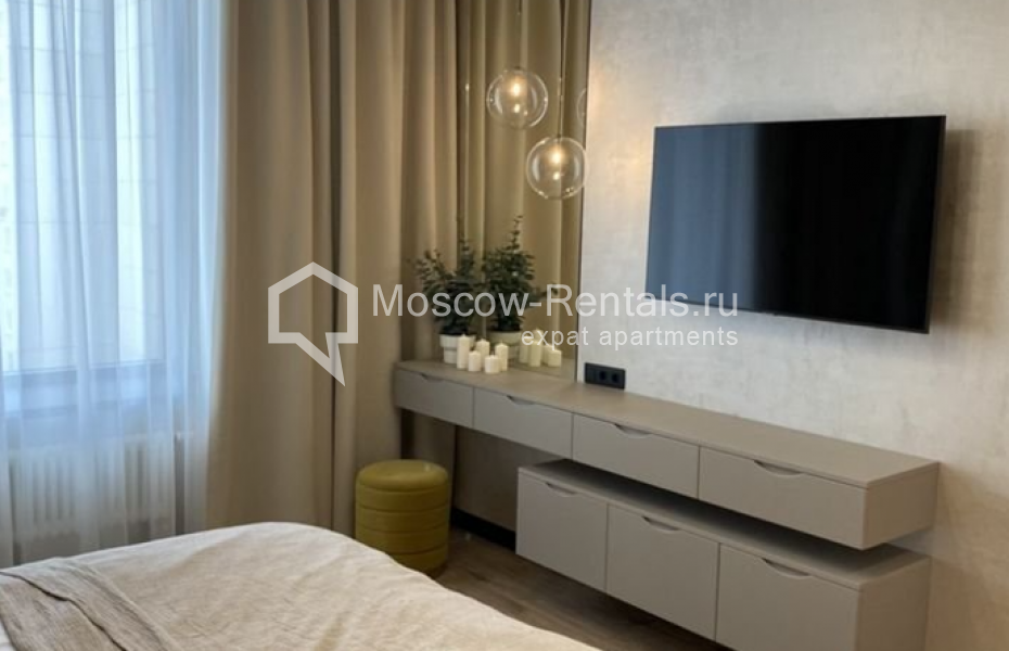 Photo #14 3-room (2 BR) apartment for <a href="http://moscow-rentals.ru/en/articles/long-term-rent" target="_blank">a long-term</a> rent
 in Russia, Moscow, Novocheremushinskaya str, 17