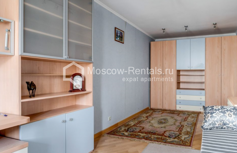 Photo #9 3-room (2 BR) apartment for <a href="http://moscow-rentals.ru/en/articles/long-term-rent" target="_blank">a long-term</a> rent
 in Russia, Moscow, Dmitriya Uliyanova str, 36