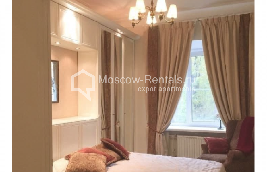 Photo #9 3-room (2 BR) apartment for <a href="http://moscow-rentals.ru/en/articles/long-term-rent" target="_blank">a long-term</a> rent
 in Russia, Moscow, M. Bronnaya str, 13