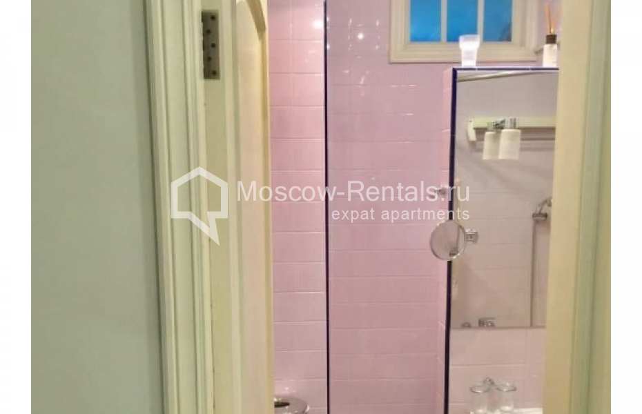 Photo #11 3-room (2 BR) apartment for <a href="http://moscow-rentals.ru/en/articles/long-term-rent" target="_blank">a long-term</a> rent
 in Russia, Moscow, M. Bronnaya str, 13