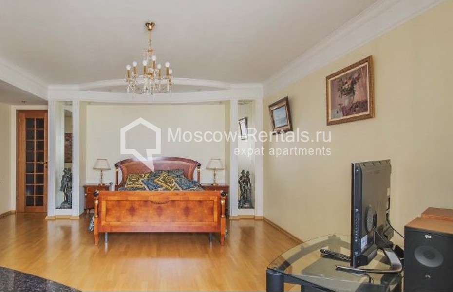 Photo #9 3-room (2 BR) apartment for <a href="http://moscow-rentals.ru/en/articles/long-term-rent" target="_blank">a long-term</a> rent
 in Russia, Moscow, Zoologicheskaya str, 26С2