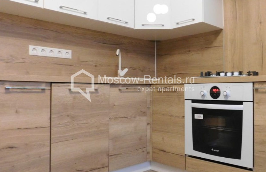 Photo #8 3-room (2 BR) apartment for <a href="http://moscow-rentals.ru/en/articles/long-term-rent" target="_blank">a long-term</a> rent
 in Russia, Moscow, Vasileivskaya str, 9