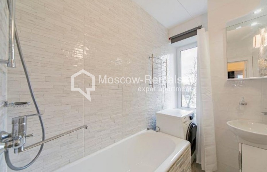 Photo #17 3-room (2 BR) apartment for <a href="http://moscow-rentals.ru/en/articles/long-term-rent" target="_blank">a long-term</a> rent
 in Russia, Moscow, M. Nikitskaya str, 16/5