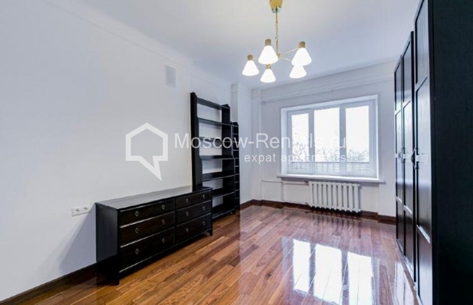 Photo #2 3-room (2 BR) apartment for <a href="http://moscow-rentals.ru/en/articles/long-term-rent" target="_blank">a long-term</a> rent
 in Russia, Moscow, M. Nikitskaya str, 16/5