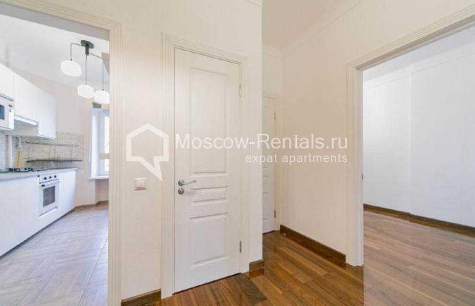 Photo #9 3-room (2 BR) apartment for <a href="http://moscow-rentals.ru/en/articles/long-term-rent" target="_blank">a long-term</a> rent
 in Russia, Moscow, M. Nikitskaya str, 16/5
