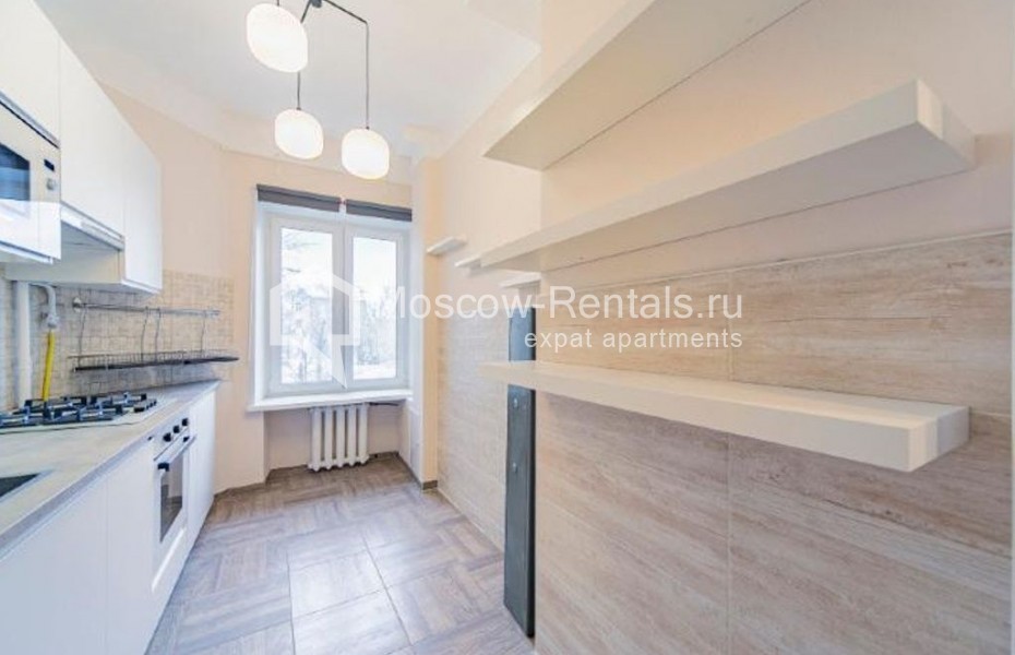 Photo #6 3-room (2 BR) apartment for <a href="http://moscow-rentals.ru/en/articles/long-term-rent" target="_blank">a long-term</a> rent
 in Russia, Moscow, M. Nikitskaya str, 16/5