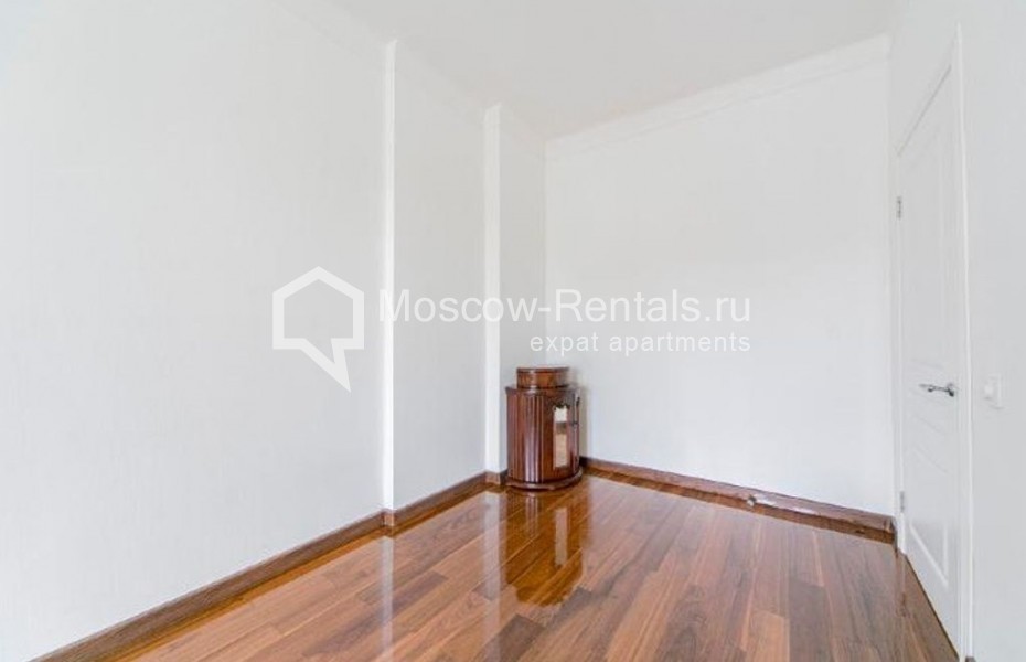 Photo #16 3-room (2 BR) apartment for <a href="http://moscow-rentals.ru/en/articles/long-term-rent" target="_blank">a long-term</a> rent
 in Russia, Moscow, M. Nikitskaya str, 16/5