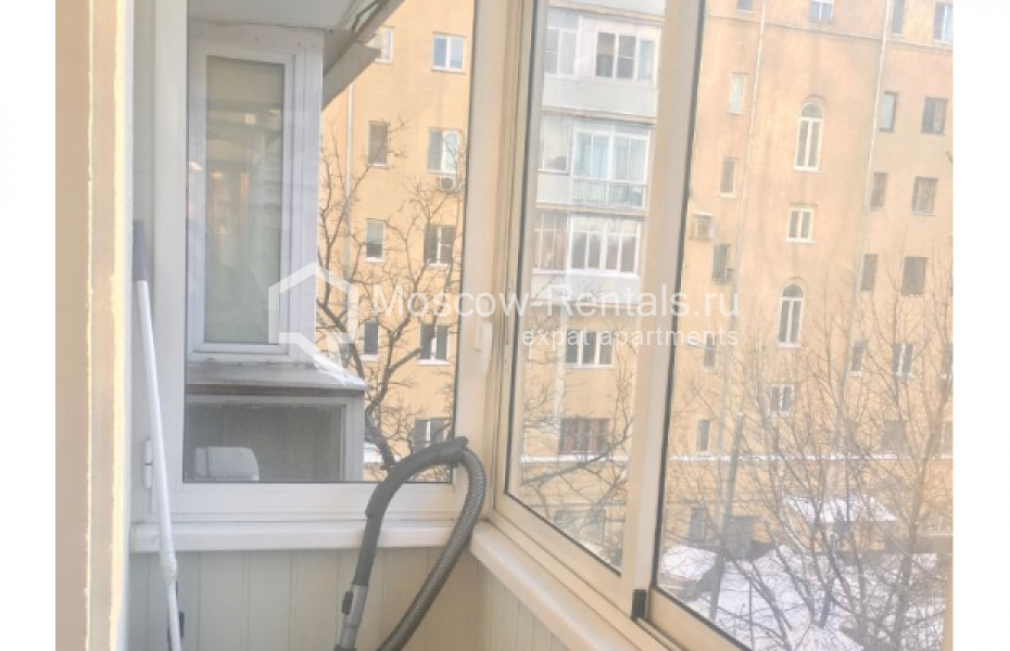 Photo #11 2-room (1 BR) apartment for <a href="http://moscow-rentals.ru/en/articles/long-term-rent" target="_blank">a long-term</a> rent
 in Russia, Moscow, B. Polyanka str, 28к1