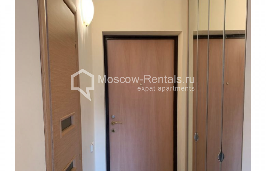 Photo #13 2-room (1 BR) apartment for <a href="http://moscow-rentals.ru/en/articles/long-term-rent" target="_blank">a long-term</a> rent
 in Russia, Moscow, B. Polyanka str, 28к1