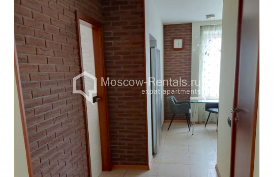 Photo #3 2-room (1 BR) apartment for <a href="http://moscow-rentals.ru/en/articles/long-term-rent" target="_blank">a long-term</a> rent
 in Russia, Moscow, Novokuznetskaya str, 6