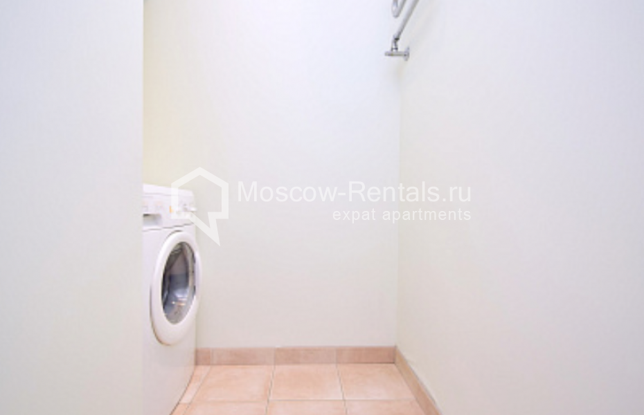 Photo #11 3-room (2 BR) apartment for <a href="http://moscow-rentals.ru/en/articles/long-term-rent" target="_blank">a long-term</a> rent
 in Russia, Moscow, Vrubelya str, 8