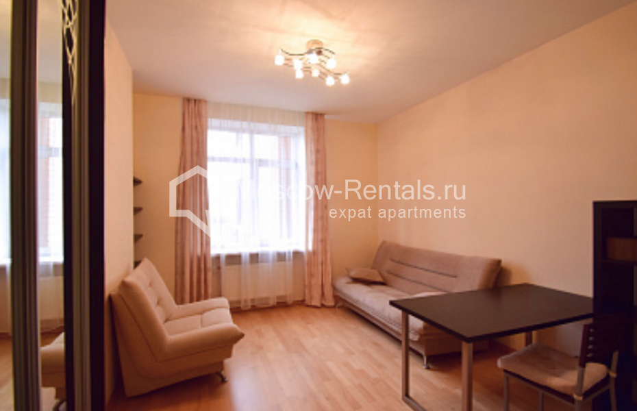 Photo #8 3-room (2 BR) apartment for <a href="http://moscow-rentals.ru/en/articles/long-term-rent" target="_blank">a long-term</a> rent
 in Russia, Moscow, Vrubelya str, 8