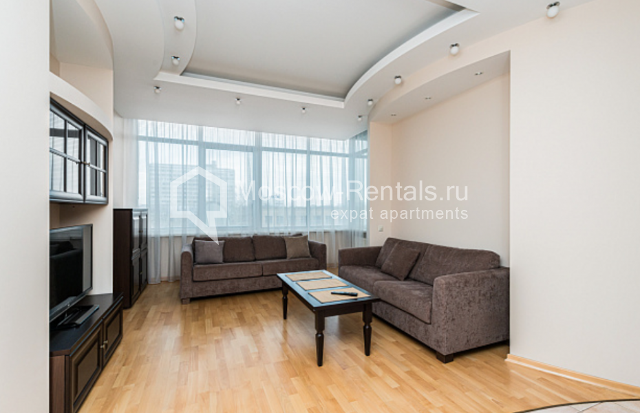 Photo #2 3-room (2 BR) apartment for <a href="http://moscow-rentals.ru/en/articles/long-term-rent" target="_blank">a long-term</a> rent
 in Russia, Moscow, Vrubelya str, 8