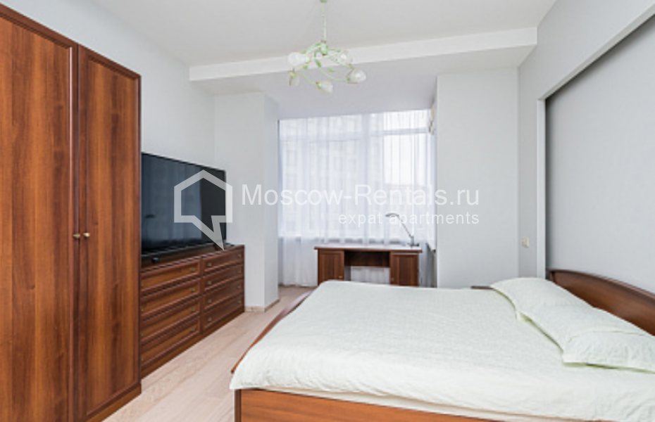 Photo #5 3-room (2 BR) apartment for <a href="http://moscow-rentals.ru/en/articles/long-term-rent" target="_blank">a long-term</a> rent
 in Russia, Moscow, Vrubelya str, 8