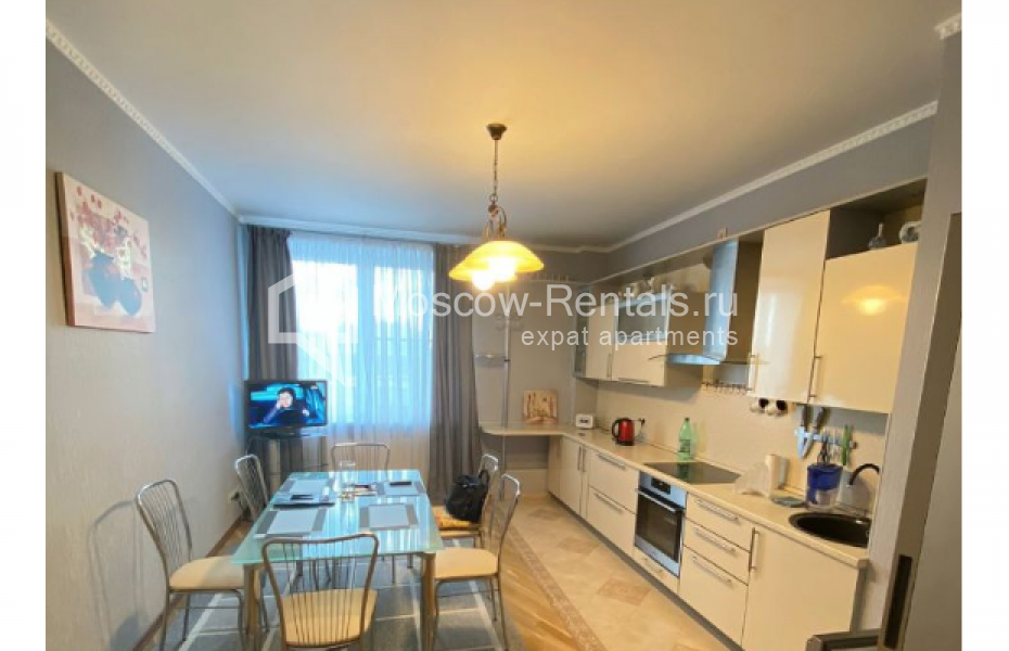 Photo #1 3-room (2 BR) apartment for <a href="http://moscow-rentals.ru/en/articles/long-term-rent" target="_blank">a long-term</a> rent
 in Russia, Moscow, Novoslobodskaya str, 11