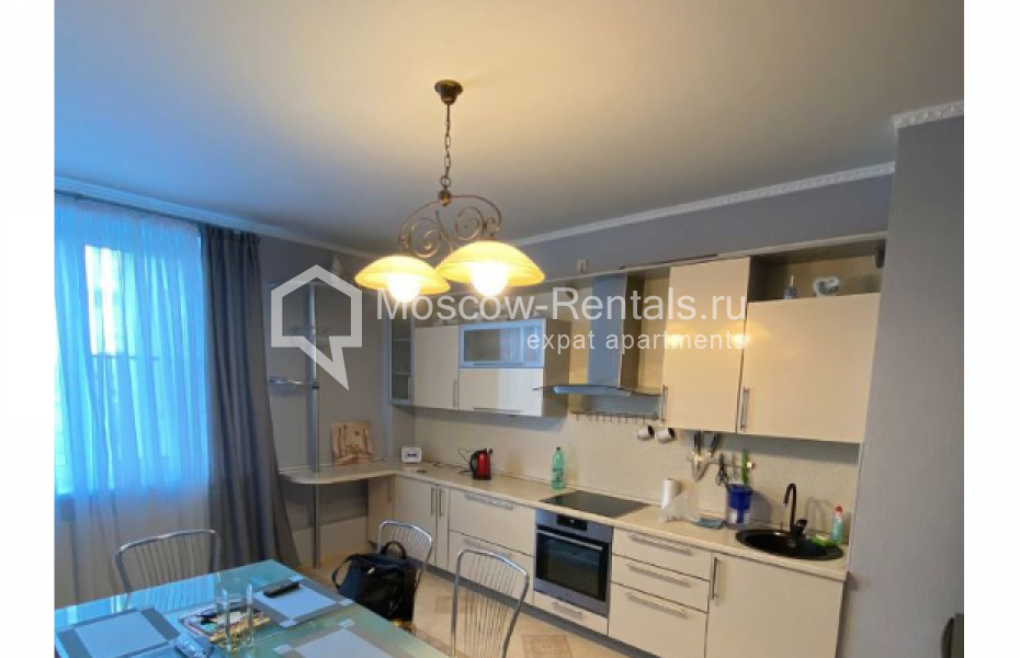 Photo #4 3-room (2 BR) apartment for <a href="http://moscow-rentals.ru/en/articles/long-term-rent" target="_blank">a long-term</a> rent
 in Russia, Moscow, Novoslobodskaya str, 11