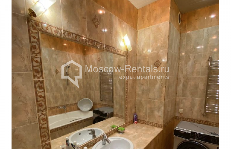 Photo #22 3-room (2 BR) apartment for <a href="http://moscow-rentals.ru/en/articles/long-term-rent" target="_blank">a long-term</a> rent
 in Russia, Moscow, Novoslobodskaya str, 11