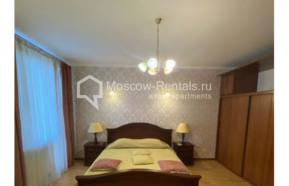 Photo #8 3-room (2 BR) apartment for <a href="http://moscow-rentals.ru/en/articles/long-term-rent" target="_blank">a long-term</a> rent
 in Russia, Moscow, Novoslobodskaya str, 11