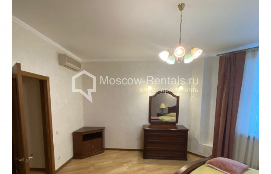 Photo #11 3-room (2 BR) apartment for <a href="http://moscow-rentals.ru/en/articles/long-term-rent" target="_blank">a long-term</a> rent
 in Russia, Moscow, Novoslobodskaya str, 11