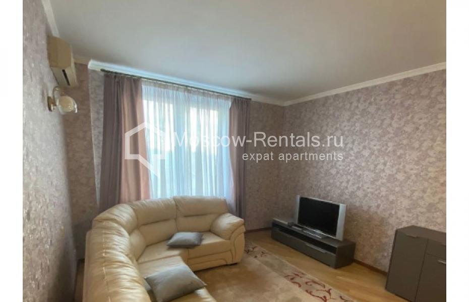 Photo #7 3-room (2 BR) apartment for <a href="http://moscow-rentals.ru/en/articles/long-term-rent" target="_blank">a long-term</a> rent
 in Russia, Moscow, Novoslobodskaya str, 11