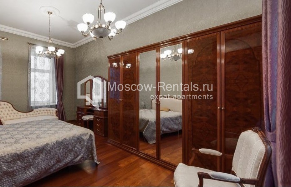 Photo #5 4-room (3 BR) apartment for <a href="http://moscow-rentals.ru/en/articles/long-term-rent" target="_blank">a long-term</a> rent
 in Russia, Moscow, Pokrovka str, 42С6