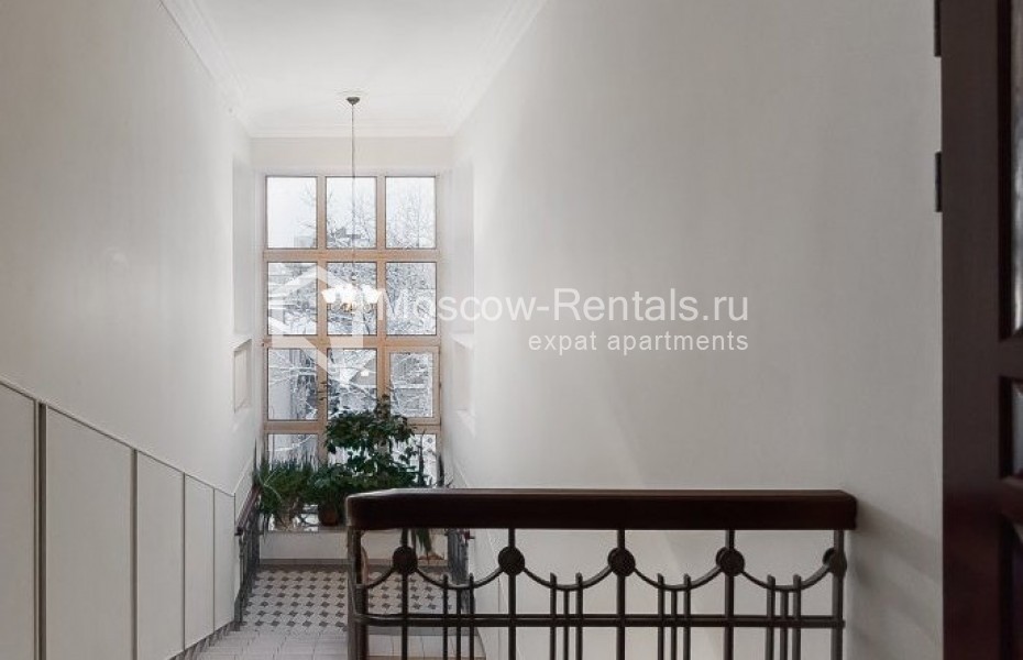 Photo #13 4-room (3 BR) apartment for <a href="http://moscow-rentals.ru/en/articles/long-term-rent" target="_blank">a long-term</a> rent
 in Russia, Moscow, Pokrovka str, 42С6