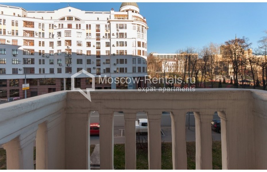 Photo #16 4-room (3 BR) apartment for <a href="http://moscow-rentals.ru/en/articles/long-term-rent" target="_blank">a long-term</a> rent
 in Russia, Moscow, Rochdelskaya str, 11/5