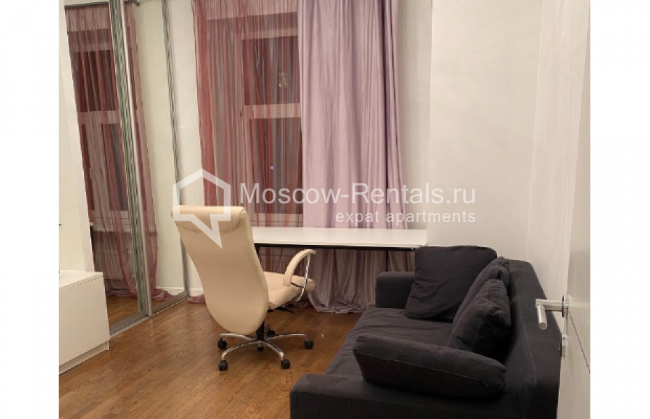 Photo #8 3-room (2 BR) apartment for <a href="http://moscow-rentals.ru/en/articles/long-term-rent" target="_blank">a long-term</a> rent
 in Russia, Moscow, Furnzenskaya emb, 44С1