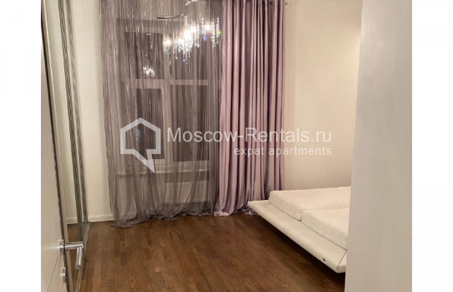 Photo #10 3-room (2 BR) apartment for <a href="http://moscow-rentals.ru/en/articles/long-term-rent" target="_blank">a long-term</a> rent
 in Russia, Moscow, Furnzenskaya emb, 44С1