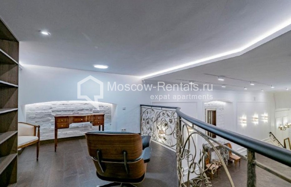 Photo #10 4-room (3 BR) apartment for <a href="http://moscow-rentals.ru/en/articles/long-term-rent" target="_blank">a long-term</a> rent
 in Russia, Moscow, Tverskoi blv, 9