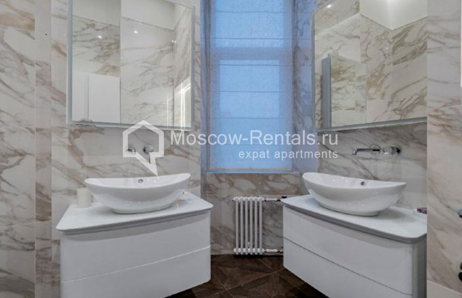 Photo #25 4-room (3 BR) apartment for <a href="http://moscow-rentals.ru/en/articles/long-term-rent" target="_blank">a long-term</a> rent
 in Russia, Moscow, Tverskoi blv, 9