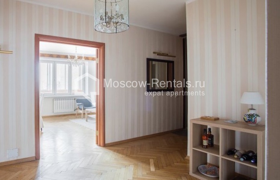 Photo #15 4-room (3 BR) apartment for <a href="http://moscow-rentals.ru/en/articles/long-term-rent" target="_blank">a long-term</a> rent
 in Russia, Moscow, Novokonushennyi lane, 11